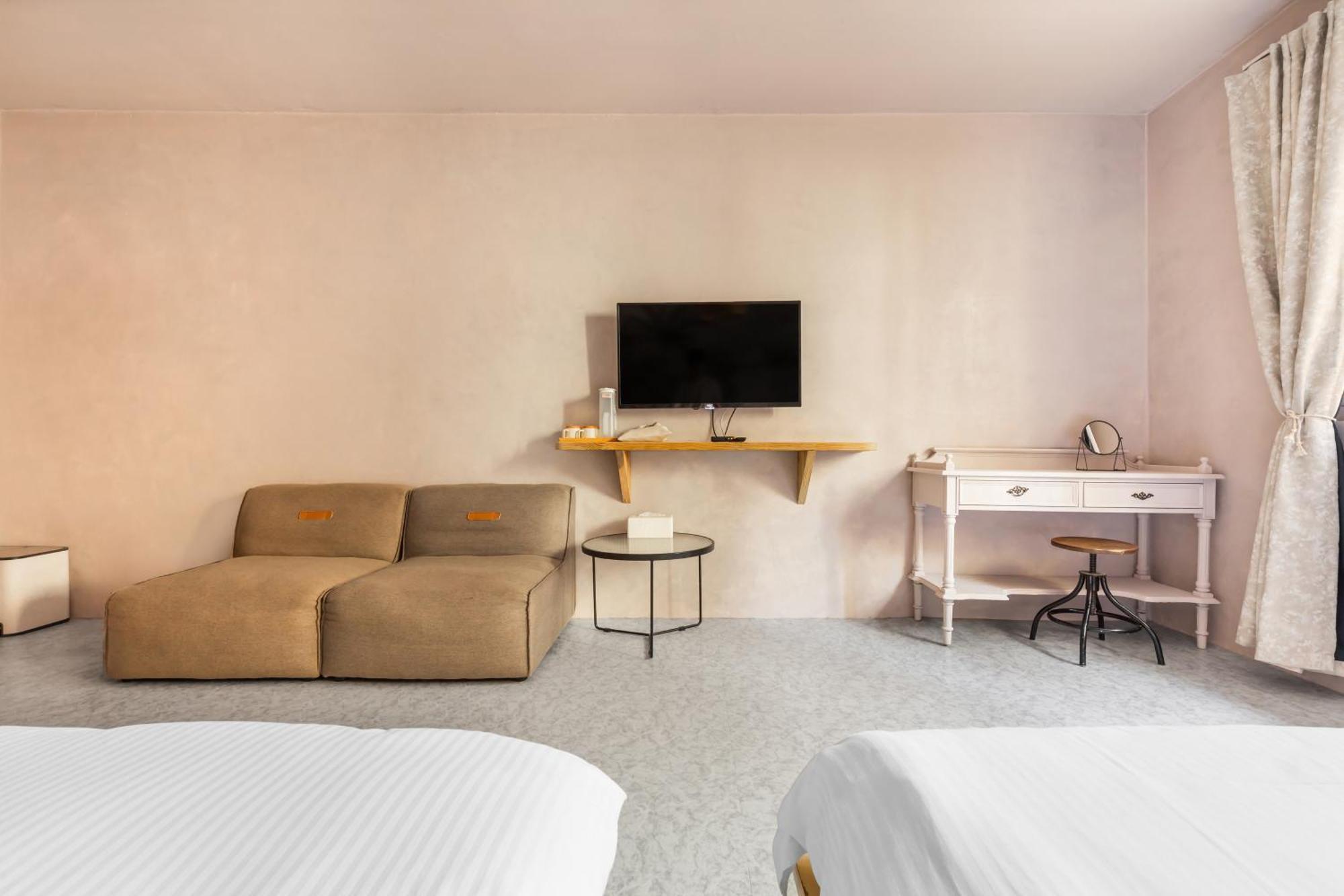 32小巷弄 Hotel Tainan Exterior photo