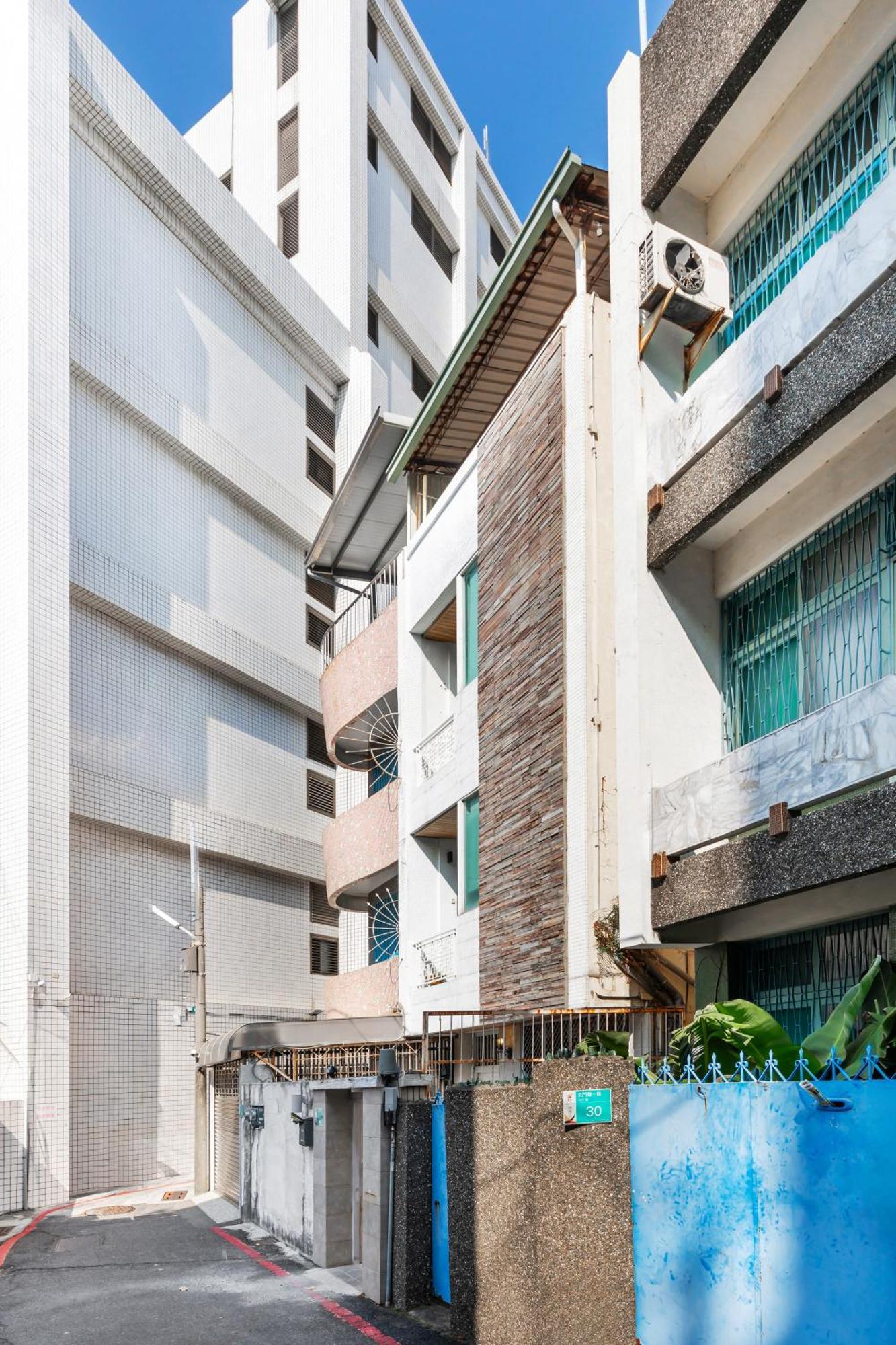 32小巷弄 Hotel Tainan Exterior photo